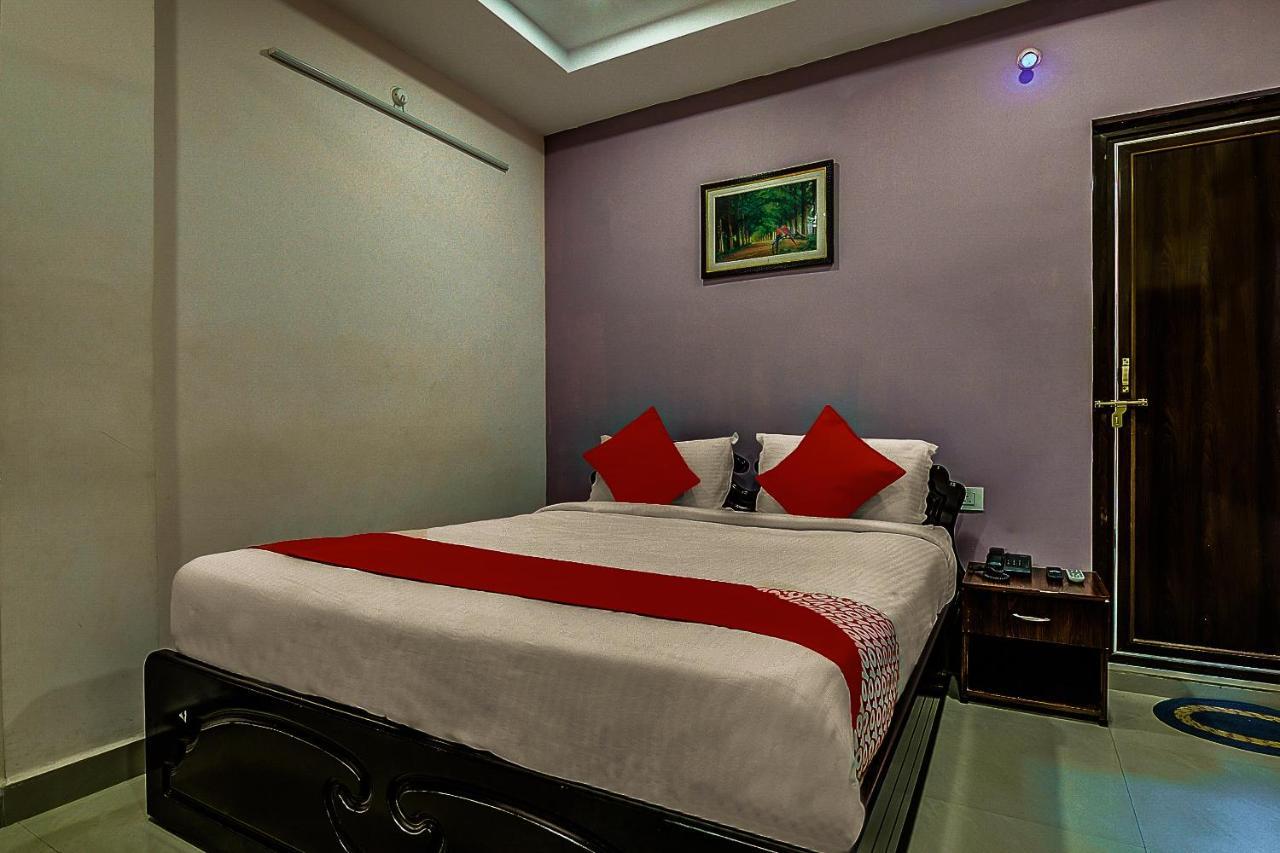 Oyo 8929 Stay Siddhartha Residency Jalaripeta Экстерьер фото