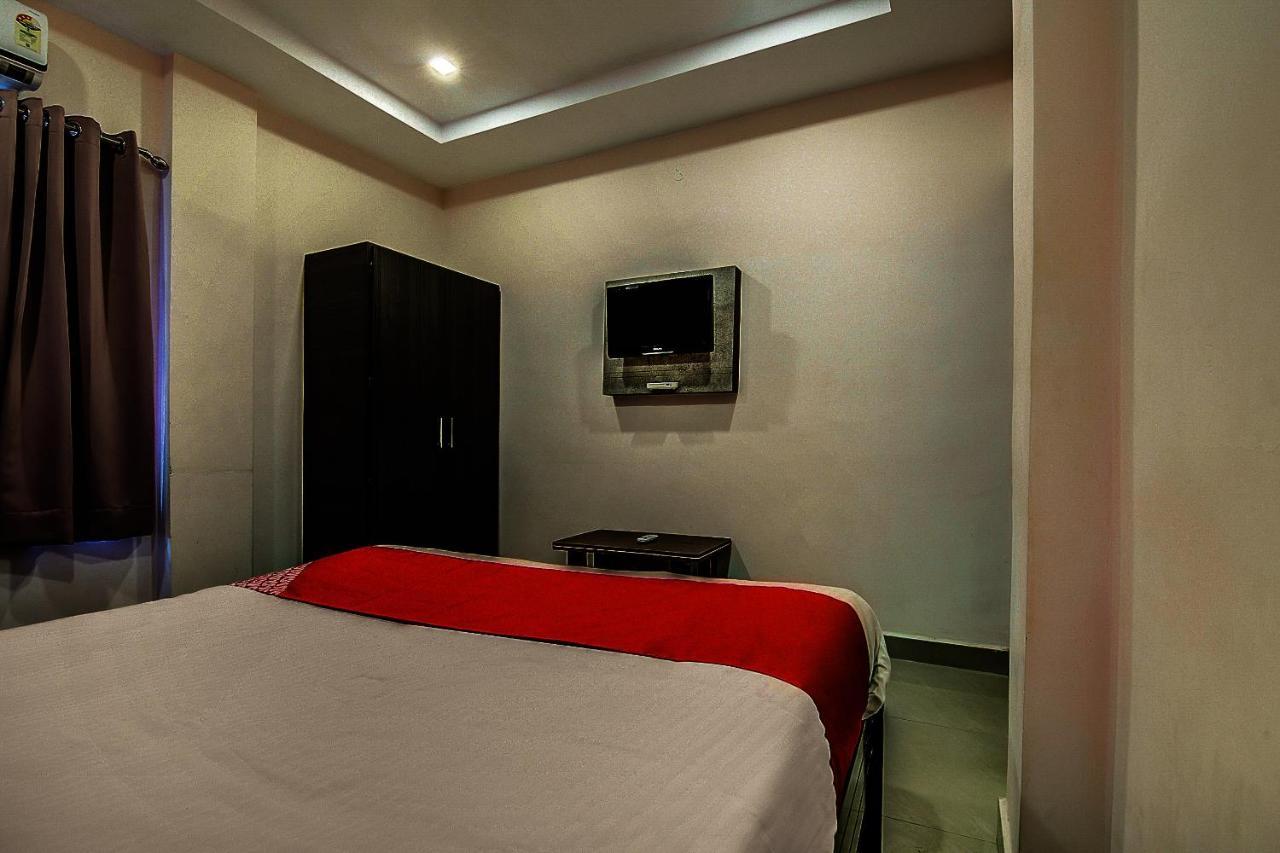 Oyo 8929 Stay Siddhartha Residency Jalaripeta Экстерьер фото